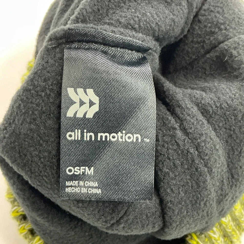 All in Motion Olive Green Beanie Kids OSFM Moisture Wicking Fleece Lined NWT